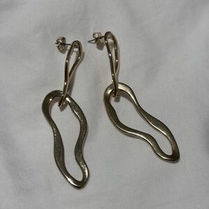 Elegant Gold Dangle Earrings